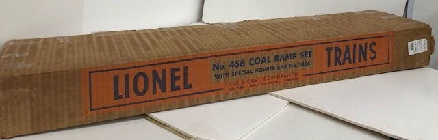 456 Coal Ramp w/Hopper Coal & X Hopper
