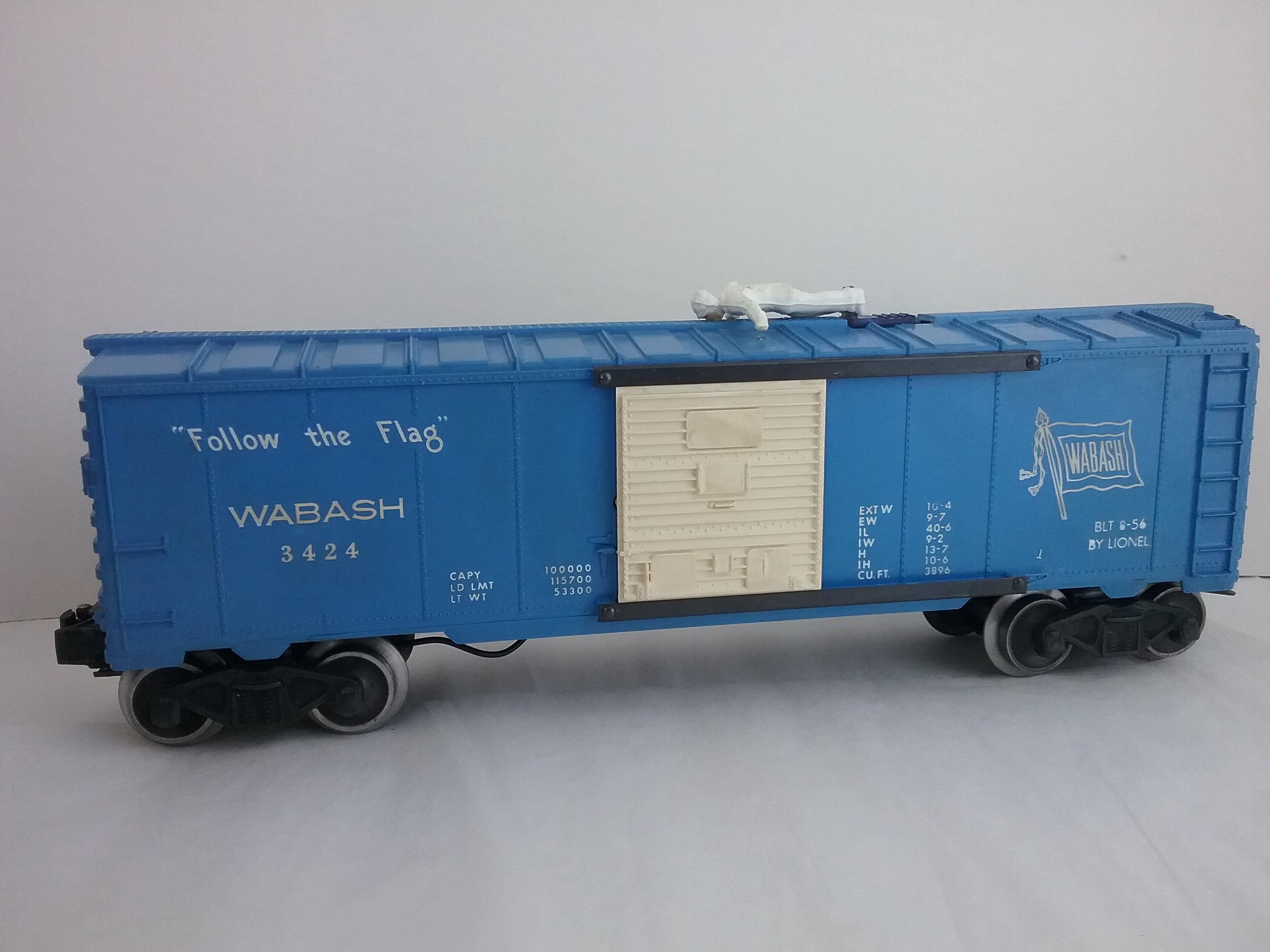 Lionel 3424 Wabash Operating Boxcar